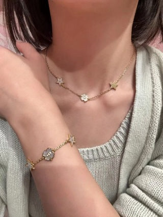 Dior Étoile Floral Charm Necklace