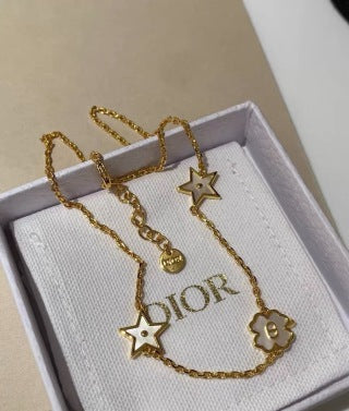 Dior Étoile Floral Charm Necklace