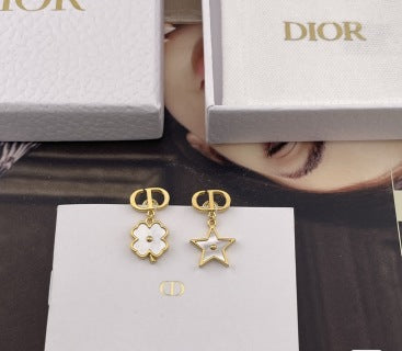 Dior Étoile Bloom Charm Earrings