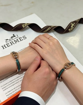 Hermès Lizard Leather Signature Toggle Bracelet