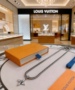 Louis Vuitton Feather Emblem Rope Chain Necklace