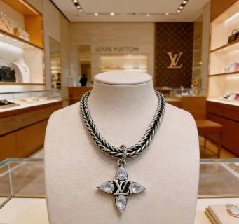 Louis Vuitton Feather Emblem Rope Chain Necklace