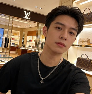 Louis Vuitton Feather Emblem Rope Chain Necklace