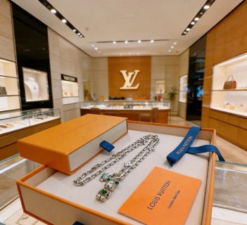 Louis Vuitton Emerald Bloom Charm Pendant Necklace