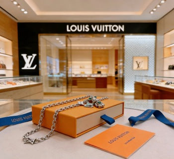Louis Vuitton Emerald Bloom Charm Pendant Necklace