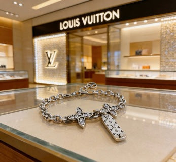 Louis Vuitton Butterfly Tag Charm Chain Bracelet
