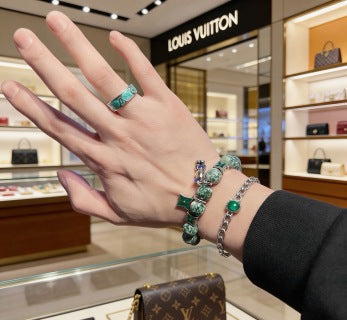 Louis Vuitton Color Bloom Enamel Band Ring