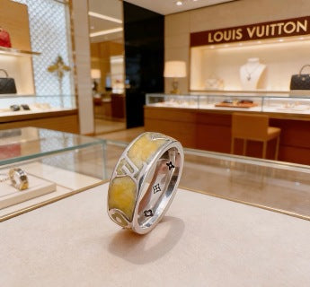 Louis Vuitton Color Bloom Enamel Band Ring
