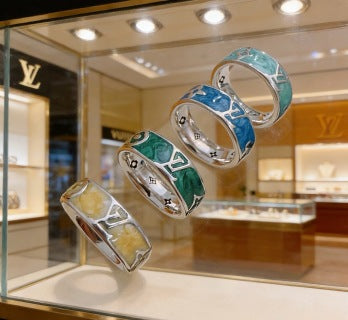 Louis Vuitton Color Bloom Enamel Band Ring