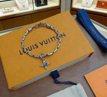 Louis Vuitton Star Monogram Link Chain Bracelet