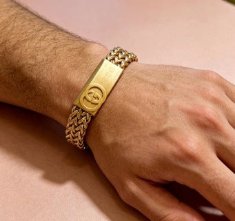 Gucci GG Engraved Plaque Chain Gold Bracelet
