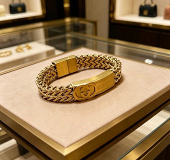 Gucci GG Engraved Plaque Chain Gold Bracelet
