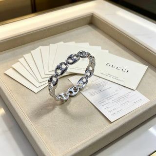 Gucci GG Interlocking Link Silver Cuff Bracelet