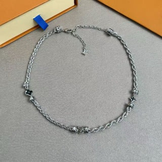 Louis Vuitton Monogram Link Chain Necklace Set
