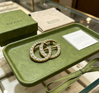 Gucci GG Crystal Interlocking Brooch Pin