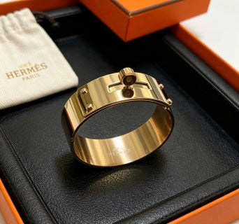 Hermès Luxe Gold Structured Cuff Bracelet 21mm