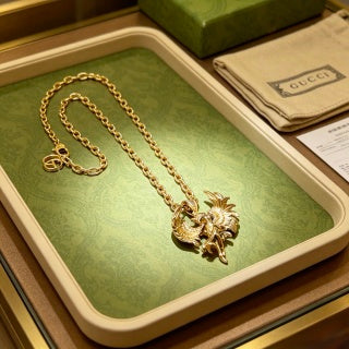 Gucci Lion Head Medallion Gold Pendant Necklace