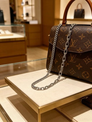 Louis Vuitton Urban Link Chain Necklace