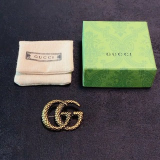 Gucci GG Interlocking Textured Gold Brooch
