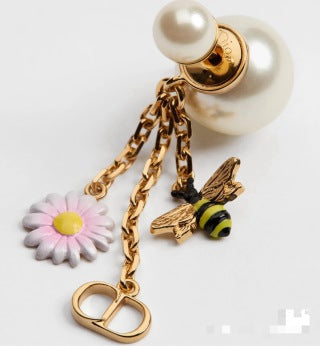 Dior Jardin Bee Pearl Drop Earrings
