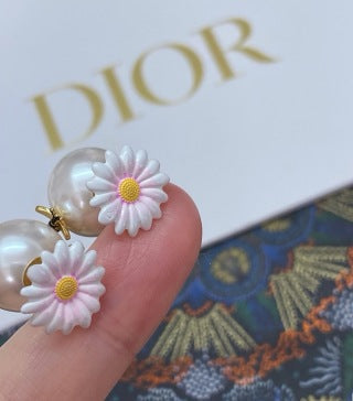 Dior Jardin Pearl Blossom Earrings