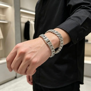 Gucci GG Twisted Herringbone Silver Chain Bracelet