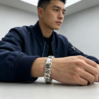 Gucci GG Twisted Herringbone Silver Chain Bracelet