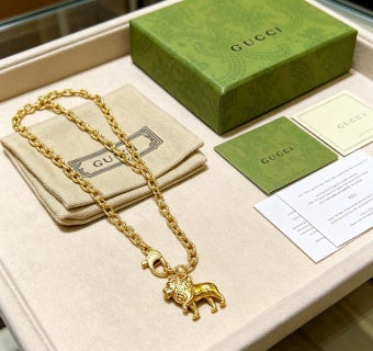 Gucci GG Lion Head Pendant Gold Chain Necklace
