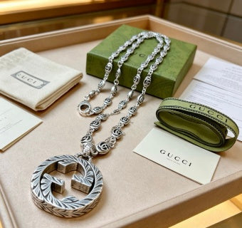 Gucci GG Twisted Circle Link Silver Chain Necklace
