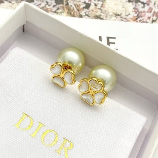 Dior Rose Dior Pearl Bloom Stud Earrings