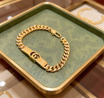 Gucci GG Engraved Bar Link Chain Bracelet