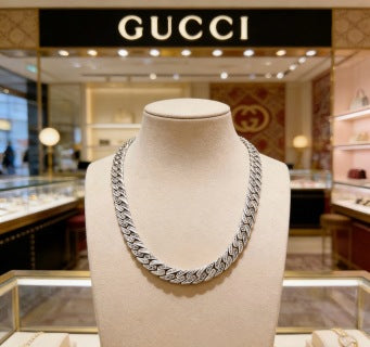 Gucci GG Twisted Herringbone Silver Chain Necklace