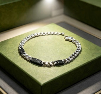 Gucci GG Interlocking Silver Chain Bracelet