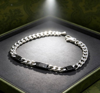 Gucci GG Interlocking Silver Chain Bracelet