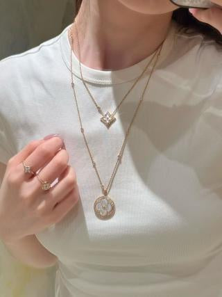 Louis Vuitton Pearl Bloom Medallion Layered Necklace