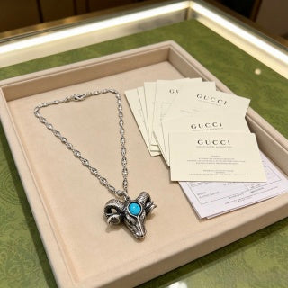 Gucci GG Tiger Head Turquoise Pendant Silver Necklace
