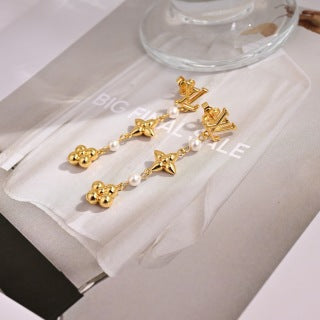 Louis Vuitton Pearl Blossom Star Drop Stud Earrings