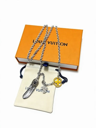 Louis Vuitton Feather Charm Heritage Chain Necklace