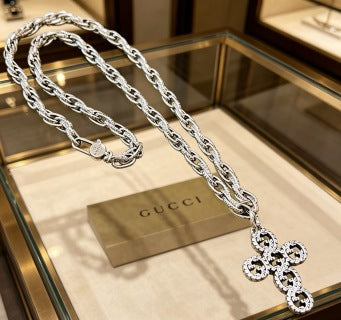 Gucci GG Cross Medallion Link Chain Necklace