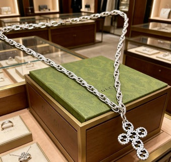 Gucci GG Cross Medallion Link Chain Necklace