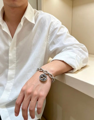 Gucci GG Medallion Engraved Link Bracelet