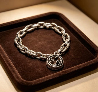 Gucci GG Medallion Engraved Link Bracelet