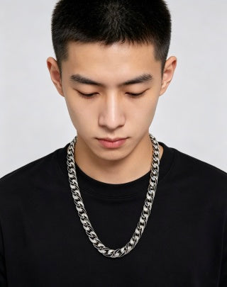 Gucci GG Twisted Rope Link Chain Necklace