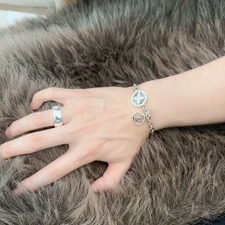 Louis Vuitton Circle Monogram Charm Chain Bracelet