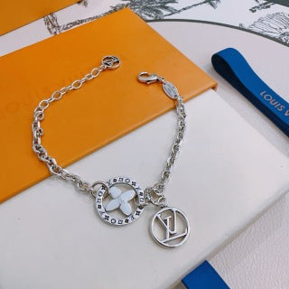 Louis Vuitton Circle Monogram Charm Chain Bracelet