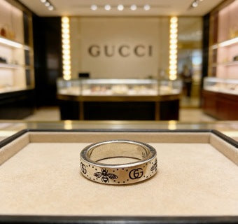 Gucci GG Engraved Vintage Signet Band Ring