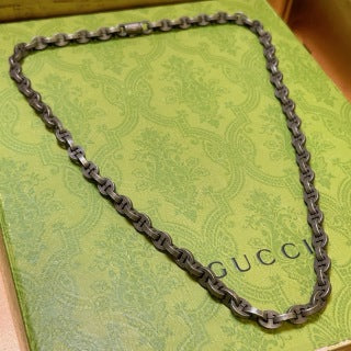 Gucci GG Engraved Oxidized Link Chain Necklace