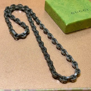 Gucci GG Engraved Oxidized Link Chain Necklace