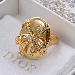 Dior Amara Crystal Ribbon Sculptural Ring