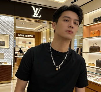 Louis Vuitton Blossom Lock Charm Chain Necklace